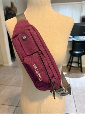 Waterfly Fanny Pack